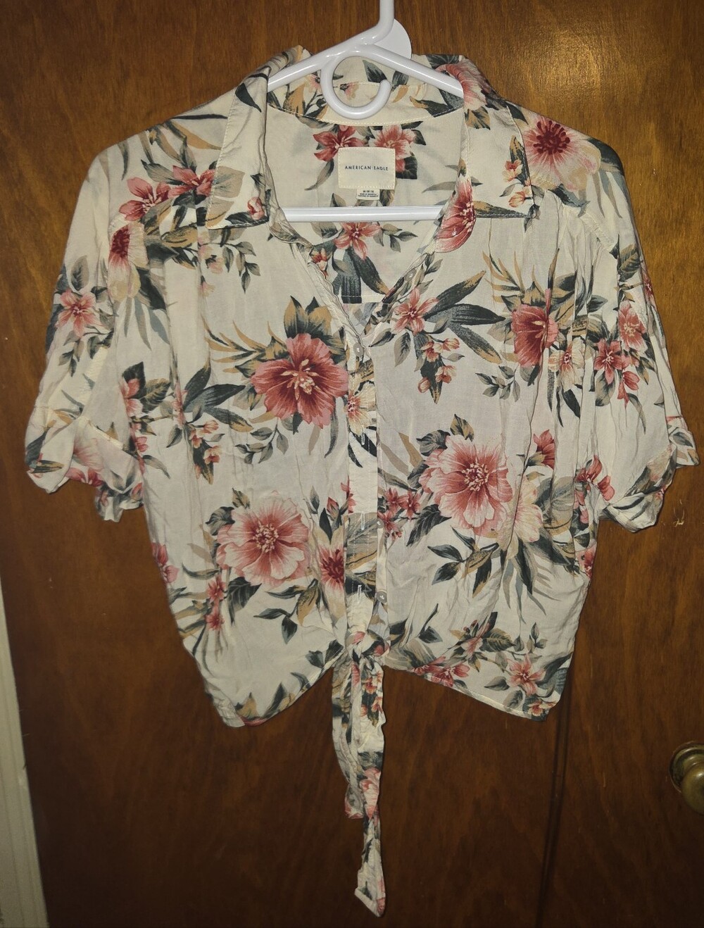 American Eagle Outfitters Cream Floral Tie-Front Button-Up Top